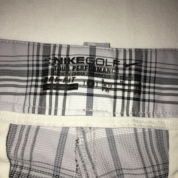 Shorts - Picture 2 of 3